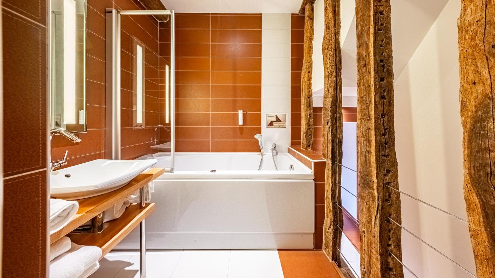 Hotel Relais De La Cote D'Or Семюр-ан-Оксуа Екстериор снимка